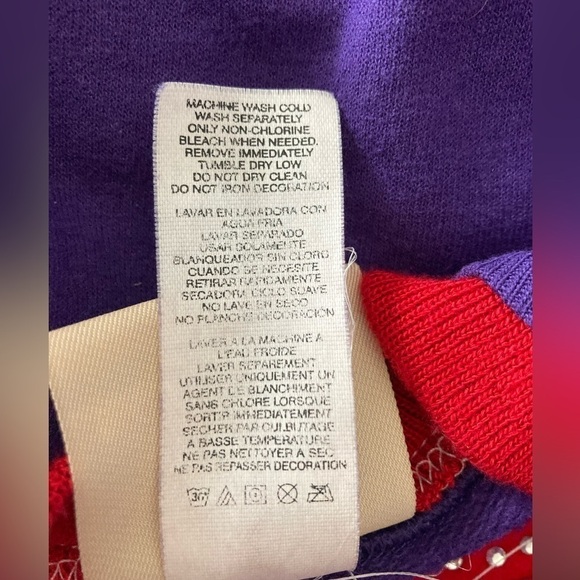 Red Hat Society Sweatshirt Size Small Top Stitch - Picture 7 of 9